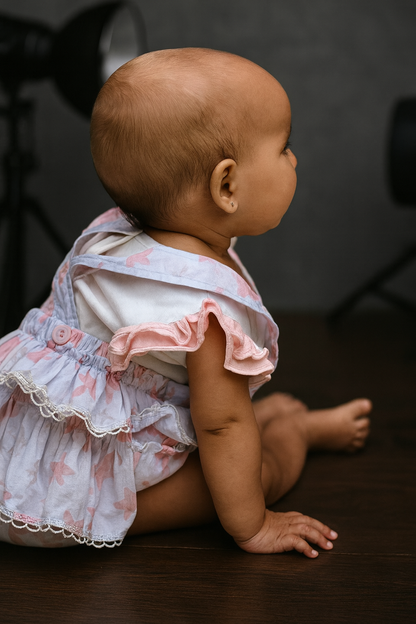 Set Jardinera más Blusita para Bebé | ABRIL