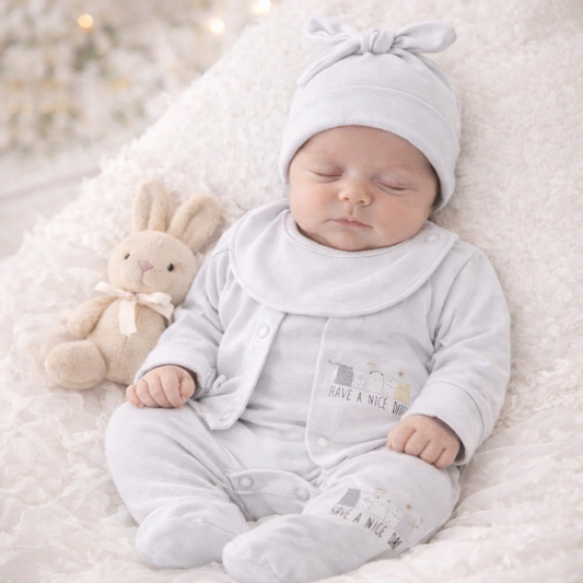 Conjunto de 7 Piezas para Bebé | TRICOTA